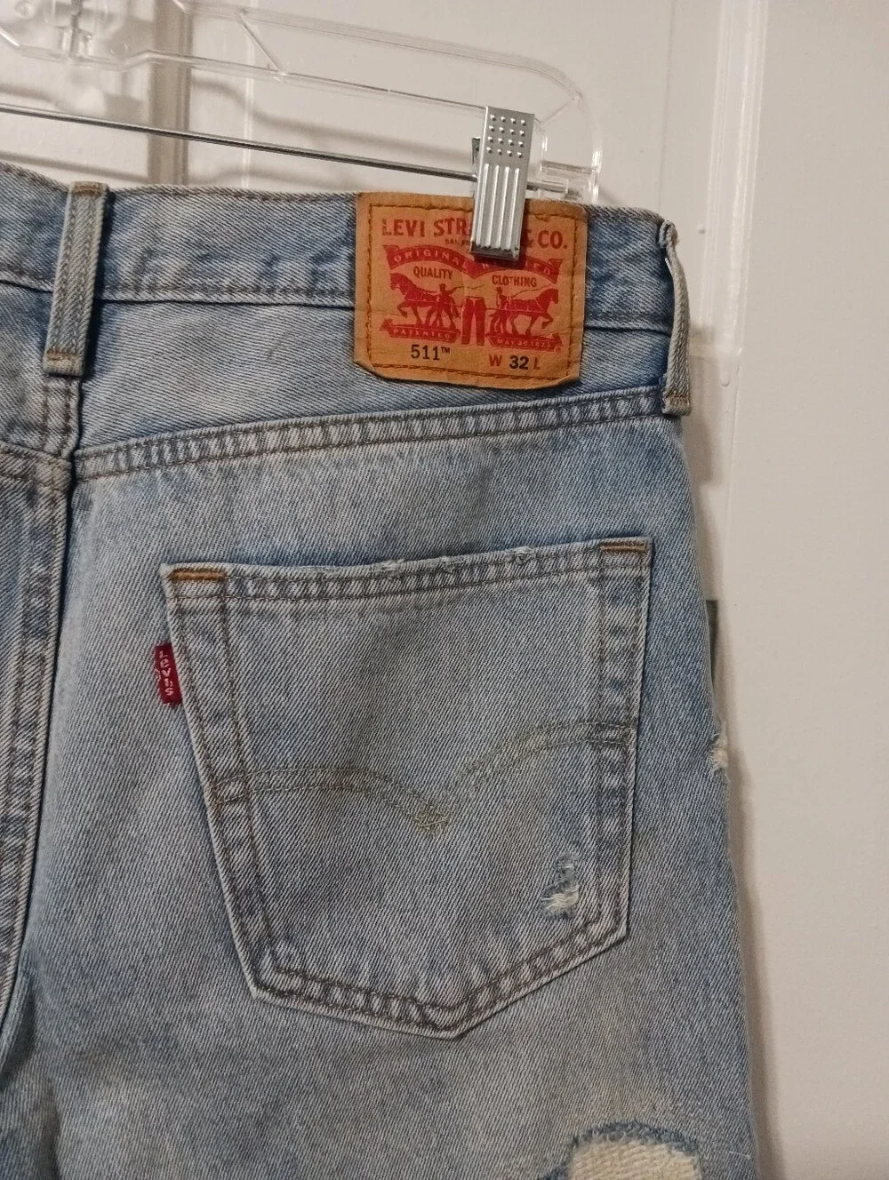 Men's Levi's 511 Slim Fit Cut Off Denim Size 32 Distressed Shorts 36555-0275